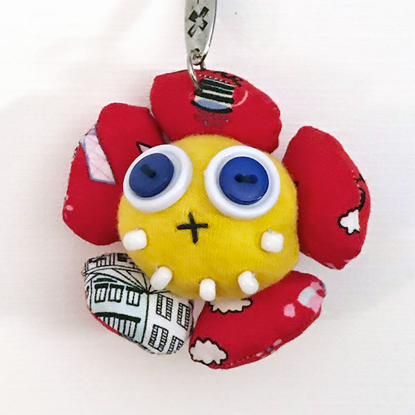 Flower Keychain - Vintage Doll