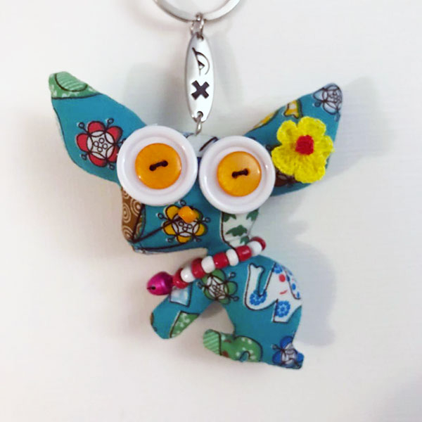 Chihuahua Keychain - Vintage Doll