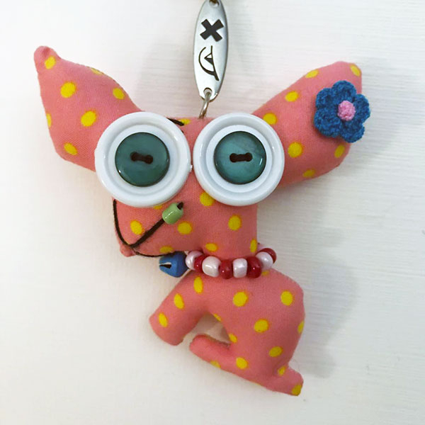 Chihuahua Keychain - Vintage Doll