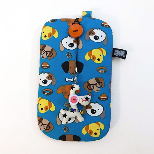 Porta cellulare in stoffa