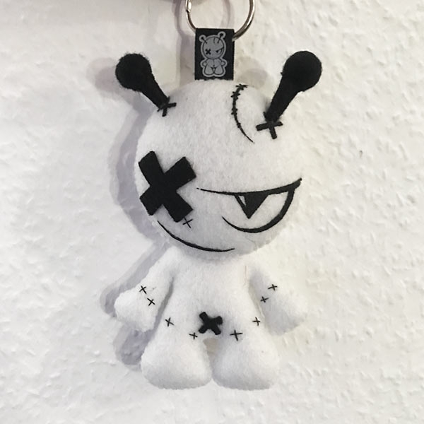 Voodoo Doll - Moodoo Bianco